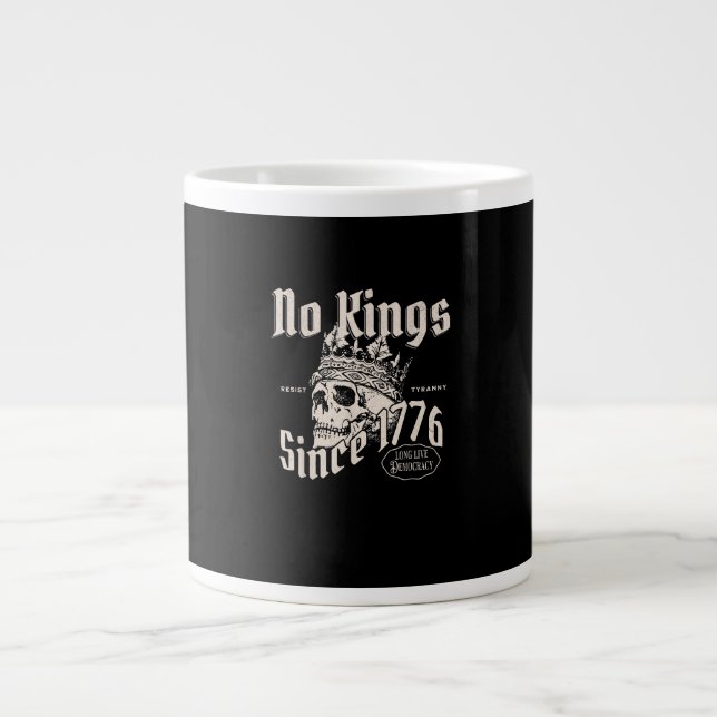 Caneca De Café Grande No Kings In America Since 1776 Freedom Spirit Look (Frente)
