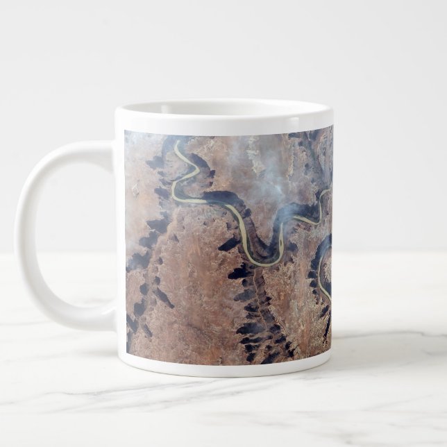 Caneca De Café Grande O Rio Verde E Seus Canyons Tributários Em Utah (Esquerda)