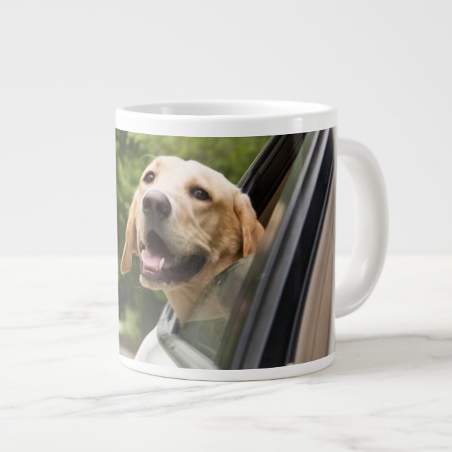 Caneca De Café Grande Ouro Labrador No Espelho Da Rearview (Frente Esquerda)