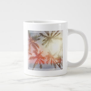 Caneca De Café Grande Palmeiras de coco contra o Sol