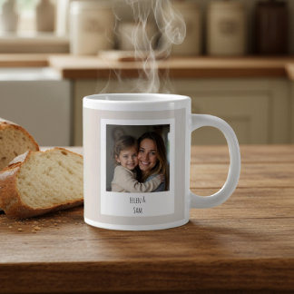Caneca De Café Grande Personalized Minimalist Family Photo Soft Beige