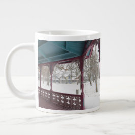 Caneca De Café Grande Porch View em um dia de neve - Martha's Vineyard