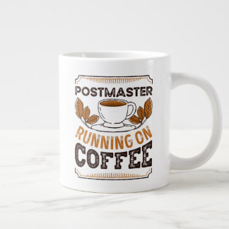 Caneca De Café Grande Postmaster executando no Cafeine Gift