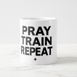 Caneca De Café Grande Pray Train Repeat Mug – Christian Fitness Motivati
