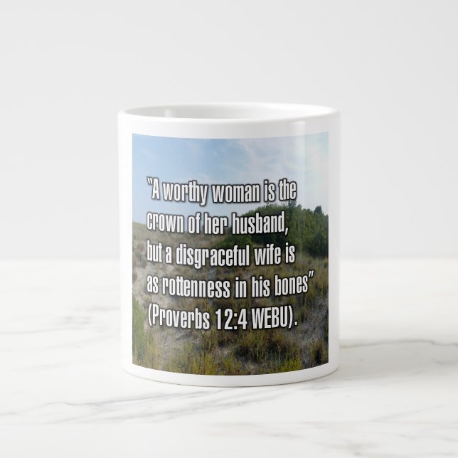 Caneca De Café Grande Proverbs 12:4 WEBU Mug (Frente)