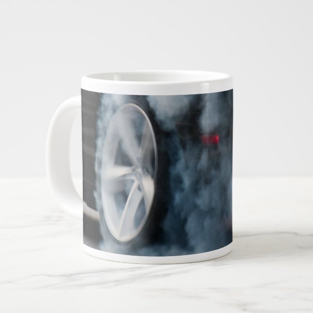 Caneca De Café Grande Queimada de carro preto (Frente Esquerda)