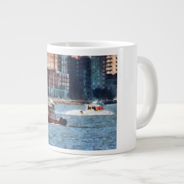 Caneca De Café Grande Rio Hudson, Barco de Emergência de Fogo (Frente Esquerda)