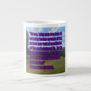 Caneca De Café Grande Romanos 6:22-23 WEBU Mug