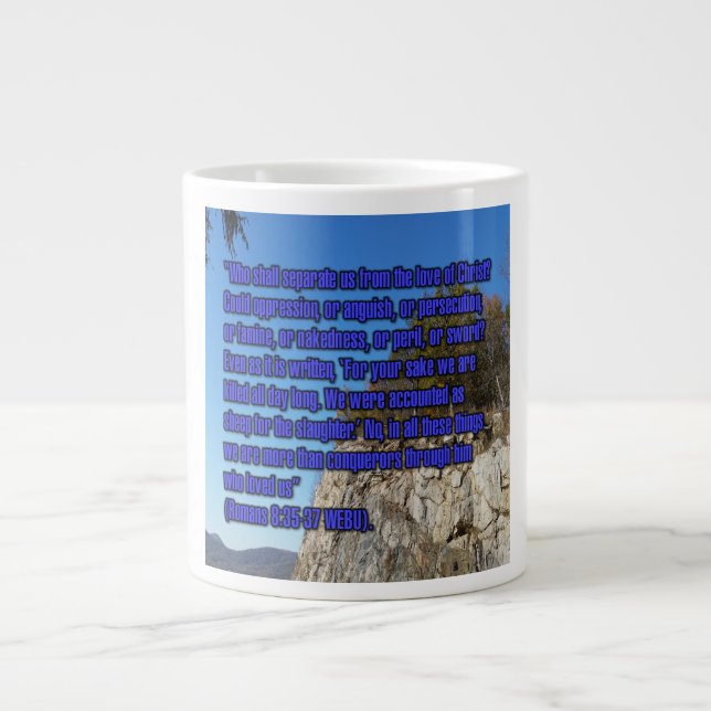 Caneca De Café Grande Romanos 8:35-37 WEBU Mug (Frente)