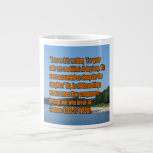 Caneca De Café Grande Romanos 8:36-37 WEBU Mug