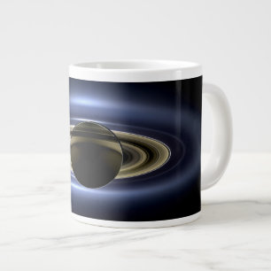 Caneca De Café Grande Saturno Eclipsou o Sol do Orbiter Cassini
