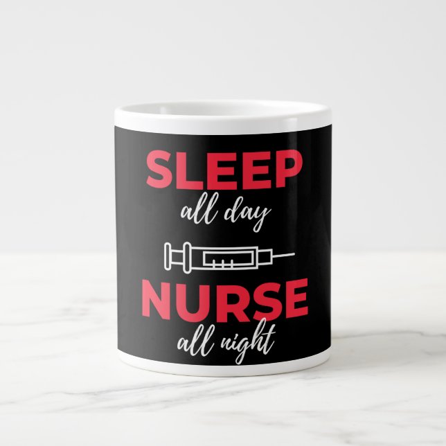 Caneca De Café Grande Sleep All Day Nurse All Night (Frente)