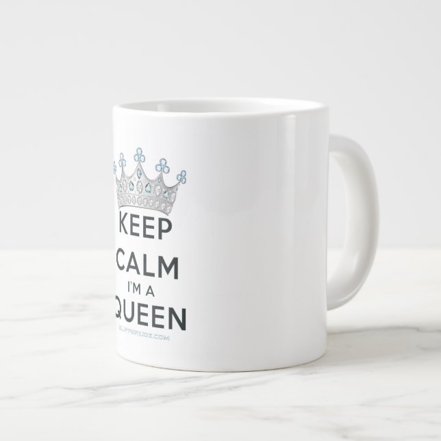 Caneca De Café Grande SlipperyJoe's Mantenha Calma Rainha Coroa Real joi (Frente Esquerda)