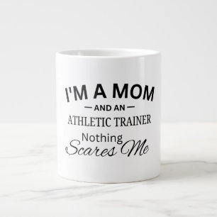 Caneca De Café Grande Sou uma Mãe e uma Treinadora Atlética Nada Me Assu