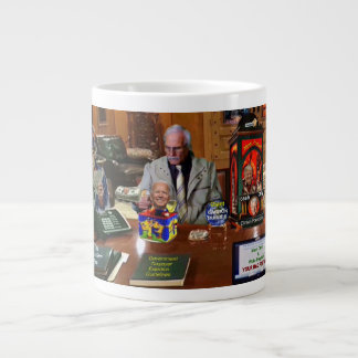Caneca De Café Grande Sua fortuna após impostos