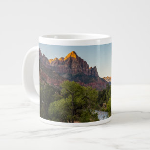 Caneca De Café Grande Sunrise sobre o vigia
