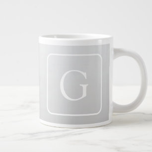 Caneca De Café Grande Sutil Gradiente de Cinza Claro Sobrenome Monograma