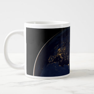 Caneca De Café Grande Terra cheio com Luzes da Cidade