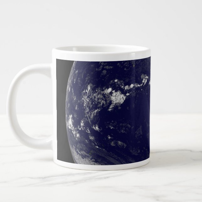 Caneca De Café Grande Terra cheio Mostrando Várias Tempestades Tropicais (Esquerda)