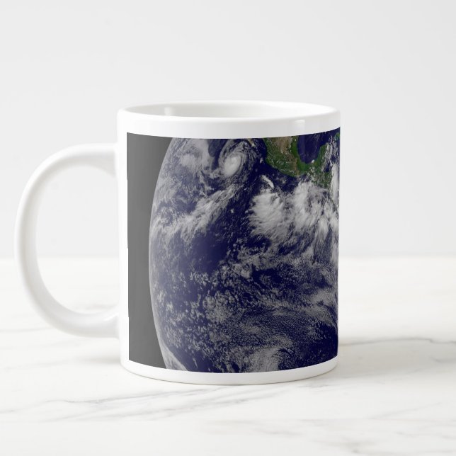 Caneca De Café Grande Terra cheio Mostrando Vários Sistemas De Tempestad (Esquerda)