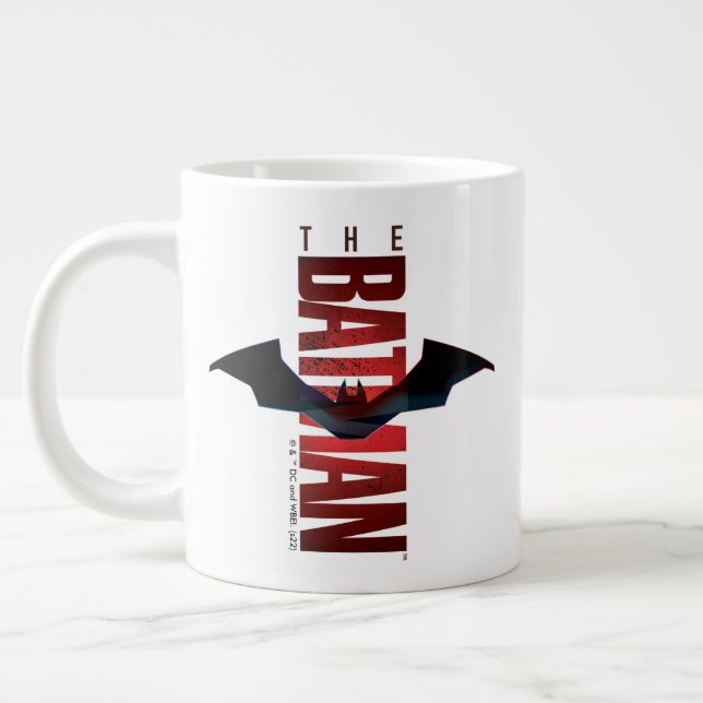 Caneca De Café Grande The Batman Vertical Logo (Esquerda)