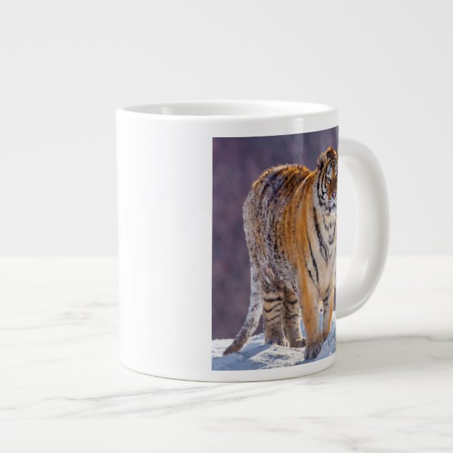 Caneca De Café Grande Tigre siberiano na neve, China (Frente Esquerda)