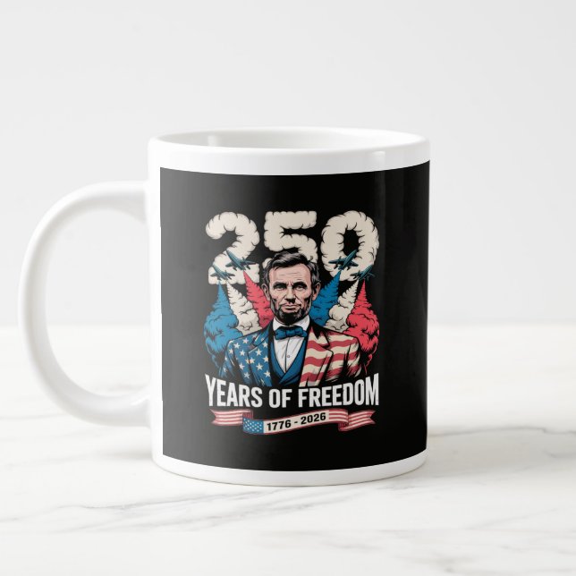 Caneca De Café Grande Tocando Violão 250 Anos (Esquerda)