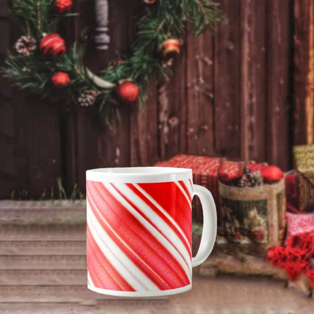 Caneca De Café Grande Tratamentos riscados (This Striped Treats Giant Coffee Mug reminds us of Christmas candy in stocking gifts.)