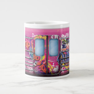 Caneca De Café Grande Trem de Metrô com Grafite