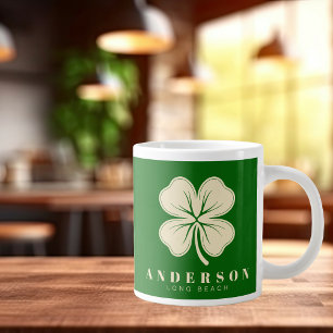 Caneca De Café Grande Trevo de Quatro Folhas Irlandês Sortudo com Nome V