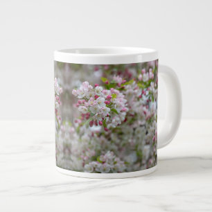 Caneca De Café Grande Uma Abundância De Blossomas