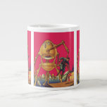 Caneca De Café Grande Vintage Science Ficting Alienígena Robô Captura Ho<br><div class="desc">Imagem de Vintage: aliens futuristas de ficção científica e robôs. Um clássico design de ficção científica retrógrada do futuro,  com um robô em forma de ovo segurando um homem em suas garras. Os caracteres pop num fundo rosa claro.</div>