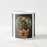 Caneca De Café Grande Vintage Science Fiction, Alienígena Brain in Labor<br><div class="desc">Ilustração vintage: aliens futuristas de ficção científica e imagens de robôs apresentando um homem com seu cérebro exposto mostrando um laboratório. Um clássico design de revista em quadrinhos que apresenta um ciborgue cientista com a mão no queixo com um olhar intenso em seu rosto e parece que está pensando no...</div>