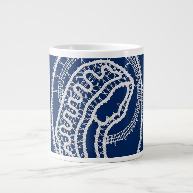 Caneca De Café Grande Virgem Abençoada Maria, renda branca, azul marinho (Frente)