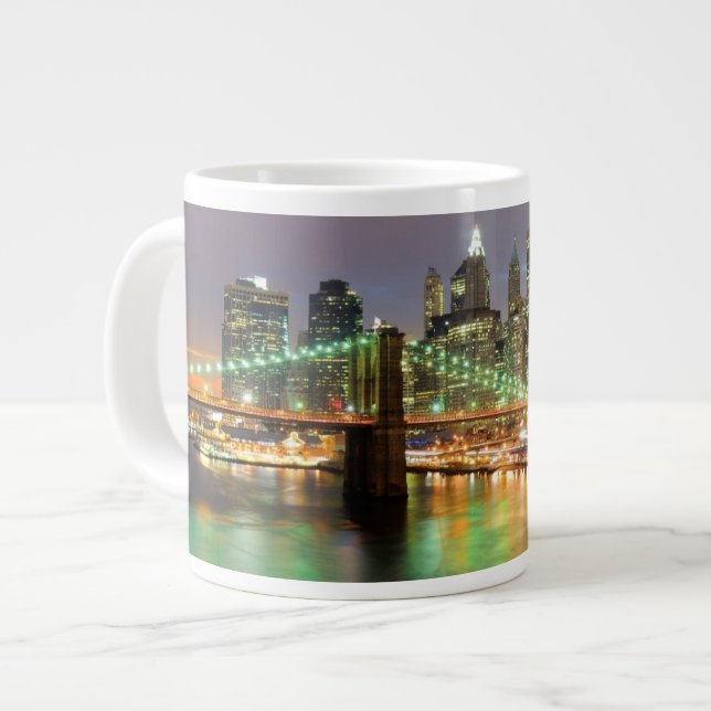 Caneca De Café Grande Vista da Baixa Manhattan e da Ponte do Brooklyn (Frente Esquerda)