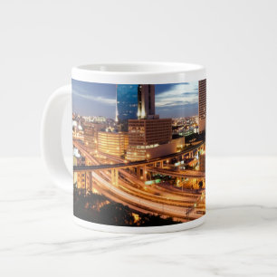 Caneca De Café Grande Vista de Cidade do Centro