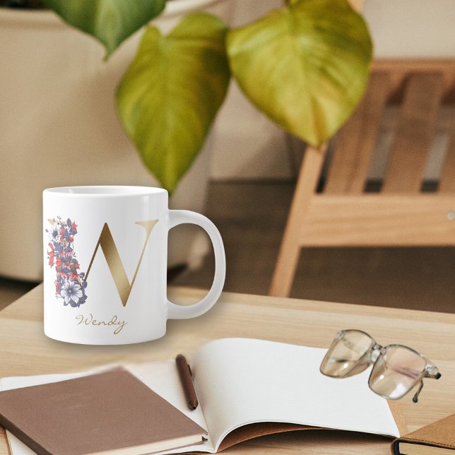 Caneca De Café Grande W - Letra Dourada Monograma Vermelho Púrpura Flora (Criador carregado)