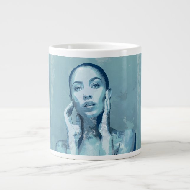 Caneca De Café Grande "Woman in Blue" Premium Canvas  (Frente)