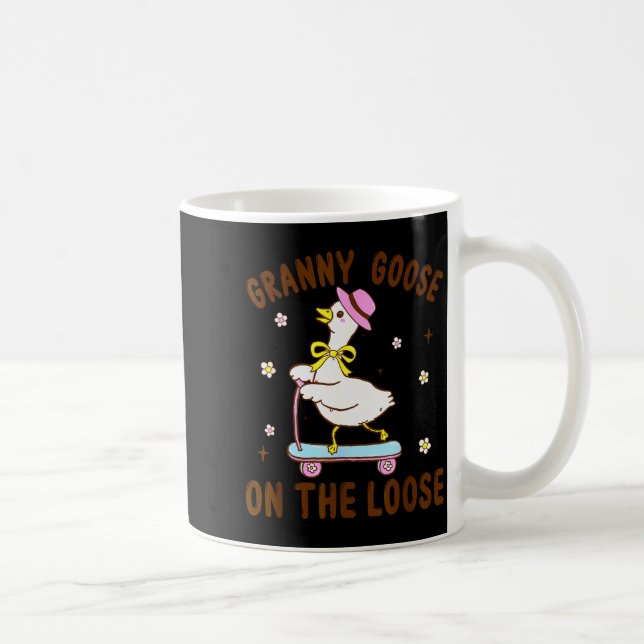 Caneca De Café Granny Goose On The Loose Funny Birthday Matching  (Direita)