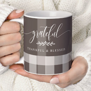 Caneca De Café Grateful Thankful Blessed Xadrez Marrom e Branco