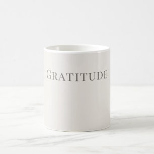 Caneca De Café Gratidão – Design de Tipografia Minimalista
