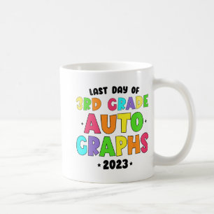 Caneca De Café Grau No Último Dia De Autografos Escolares