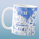 Caneca De Café Grécia Santorini Monograma Aquarela<br><div class="desc">Pintura de paisagem branca e azul de aquarela baseada na ilha grega de Santorini. Arte original de Nic Squirrell. Mude o monograma inicial para personalizar.</div>