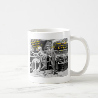 Caneca De Café Greta Garbo e Mauritz Stiller 1925 Camponeses