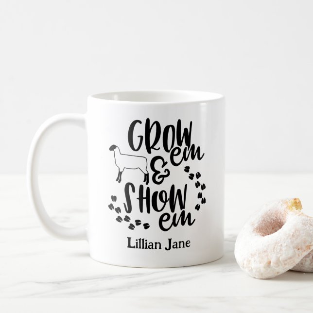 Caneca De Café Grow Em Show Em Lamb Custom Name (Com Donut)