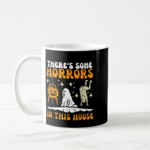 Caneca De Café Há alguns horrores nesta casa engraçado halloween