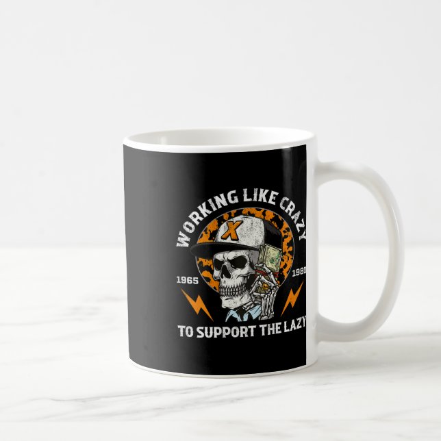 Caneca De Café Halloween Trabalhando Como Louco Para Apoiar Os Pr (Direita)