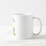 Caneca De Café Hanukkah feliz<br><div class="desc">Comemore Hanukkah com um menorah bonito.</div>