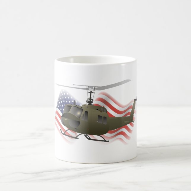 Caneca De Café Helicóptero Huey UH-1 com Bandeira dos EUA (Centro)
