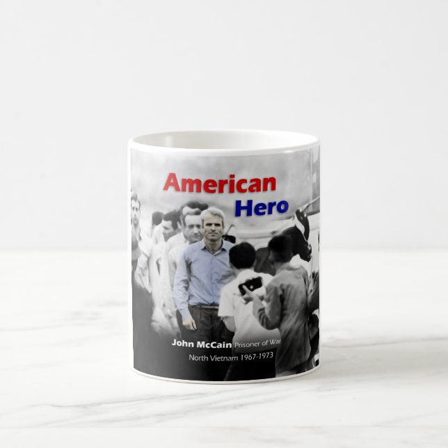 Caneca De Café Herói do americano de John McCain do PRISIONEIRO (Centro)